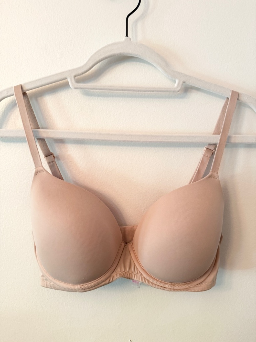 Victoria’s Secret PINK Wear Everywhere Bra 34D Nude